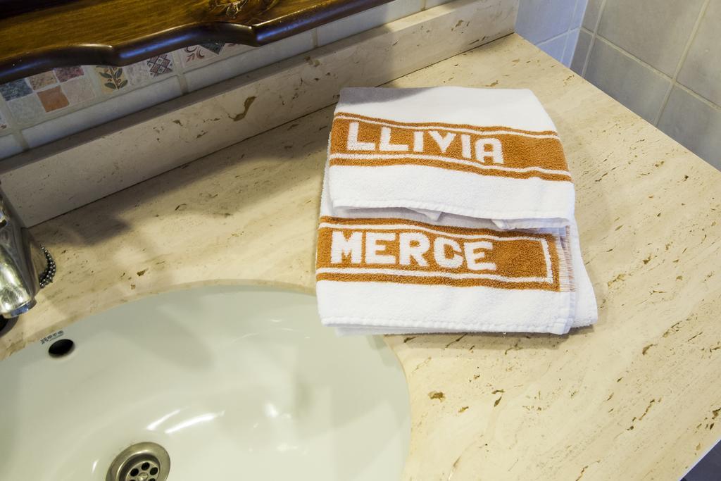 Hotel Fonda Merce Llivia Camera foto