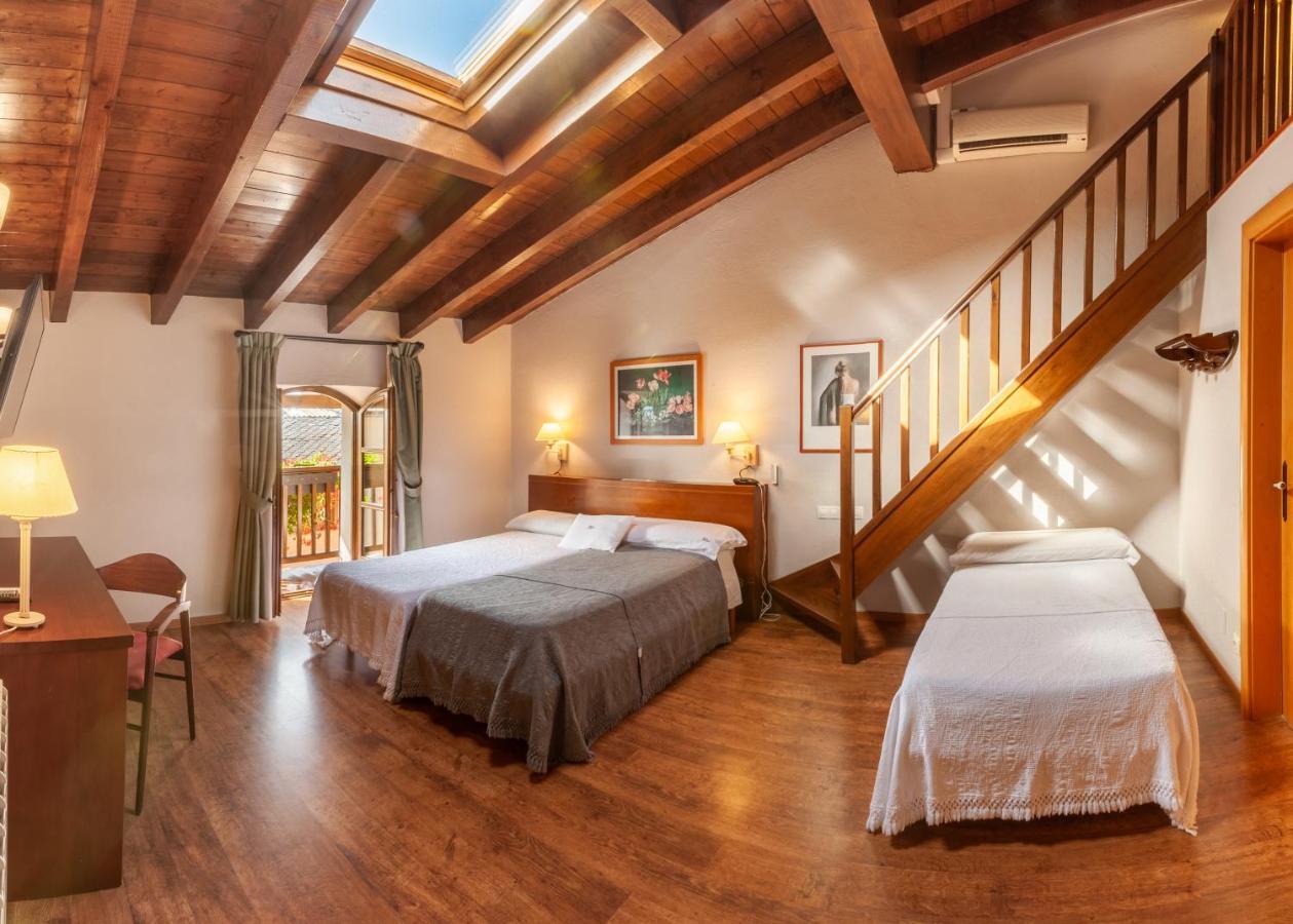 Hotel Fonda Merce Llivia Esterno foto