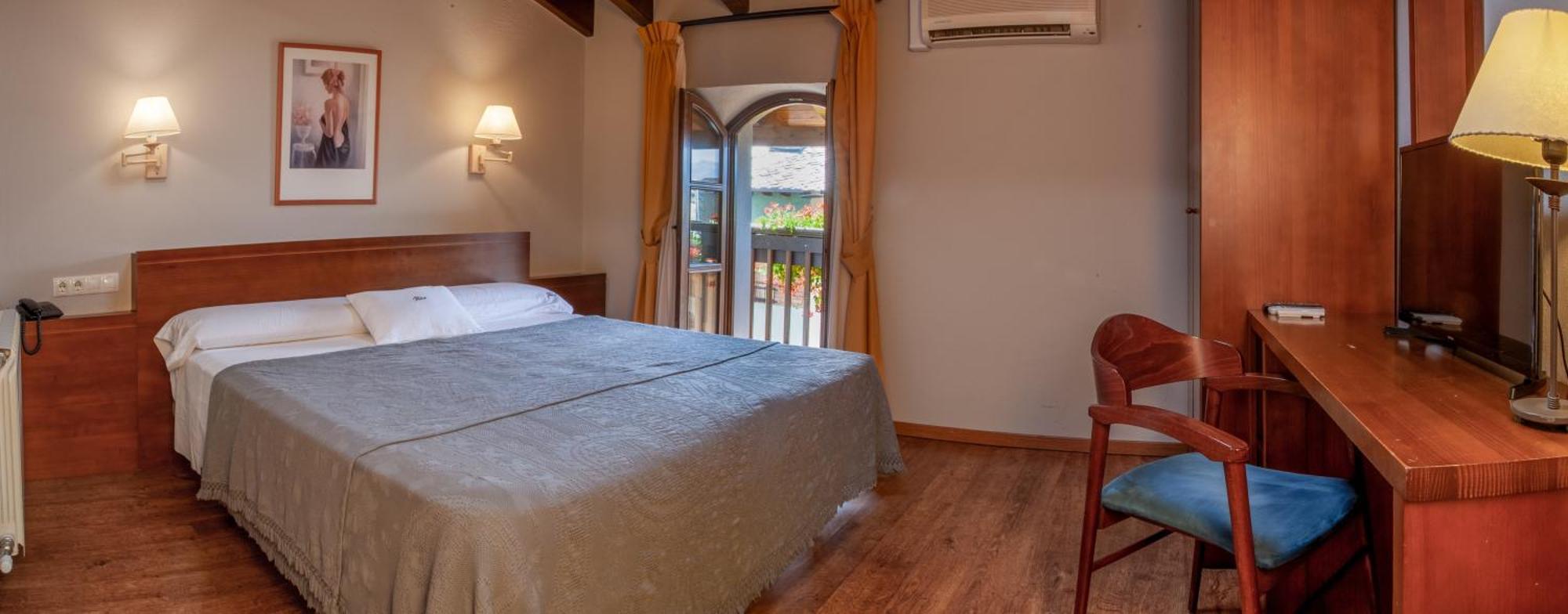 Hotel Fonda Merce Llivia Esterno foto